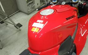 DUCATI PANIGALE V4 S 2026