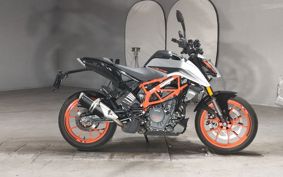 KTM 390 DUKE 2024 JPJ40