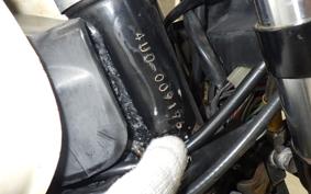 YAMAHA RZ350 1982 4U0