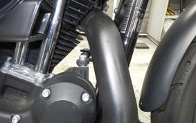 HARLEY XL883N 2015