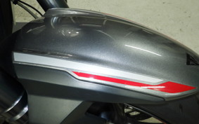 TRIUMPH STREET TRIPLE RS 2021