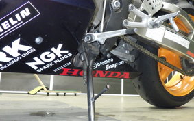 HONDA CBR1000RR 2005