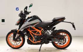 KTM 390 DUKE 2022