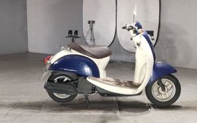 HONDA CREA SCOOPY AF55