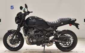KAWASAKI Z900RS 2026 ZR902A
