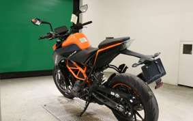 KTM 390 DUKE 2024