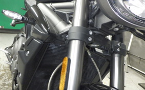 TRIUMPH STREET TRIPLE RS 2022