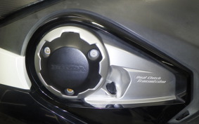 HONDA NM4 VULTUS -02 2015 RC82