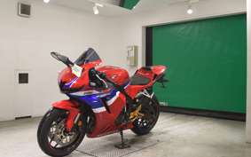 HONDA CBR600RR 2025 PC40