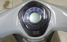 HONDA C125 SUPER CUB JA71