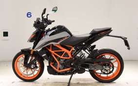 KTM 390 DUKE 2022