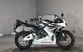 HONDA CBR600RR 2017 PC40