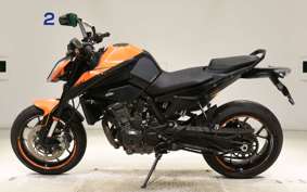 KTM 890 DUKE 2023