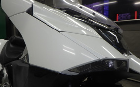 HONDA NM4 VULTUS -02 2015 RC82