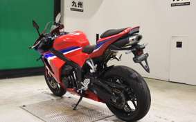 HONDA CBR600RR 2024 PC40