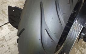 HARLEY XL883R 2005