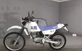 SUZUKI DJEBEL200 SH42A