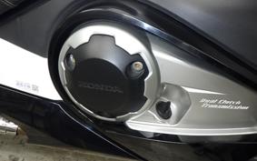 HONDA NM4 VULTUS -02 2014 RC82