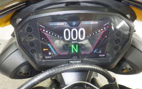 TRIUMPH STREET TRIPLE RS 2023