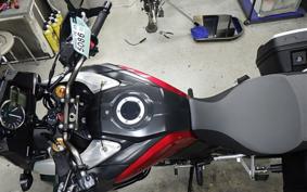 SUZUKI DL1000 ( V-Strom 1000 ) A 2015 VU51A