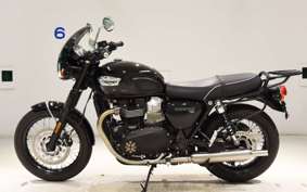 TRIUMPH BONNEVILLE T100 2022