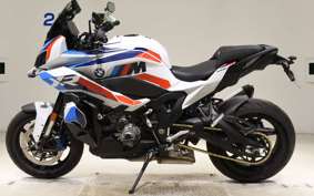 BMW M1000XR 2024