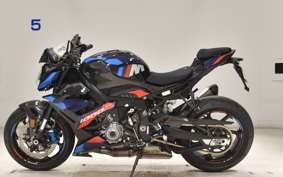 BMW M1000R 2024