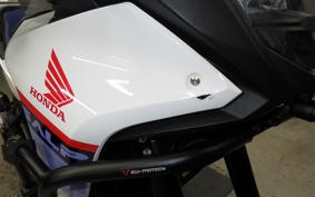 HONDA TRANSALP XL750 2023 RD16