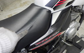 YAMAHA YBR125