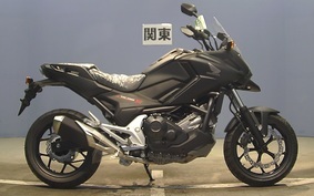 HONDA NC750X RC90