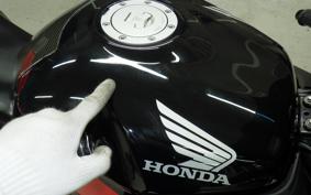 HONDA CBR954RR 2003 SC50