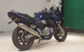 SUZUKI BANDIT 1200 S 2000 GV77A