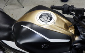 SUZUKI GIXXER 250 SF 2004 ED22Y
