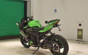 KAWASAKI ZX-25R 2006 ZX250E