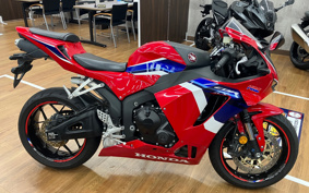 HONDA CBR600RR 2022 PC40
