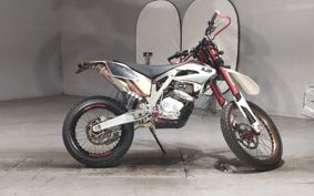 OTHER AJP PR4 EXTREME 240 ..