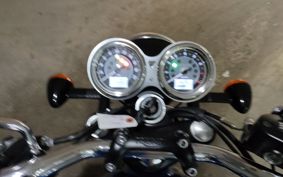 TRIUMPH BONNEVILLE T100 2023 DAD70G