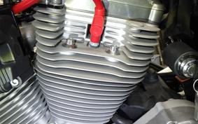 HARLEY XL883 2005