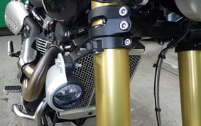 TRIUMPH SCRAMBLER 1200 XE 2025