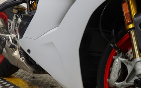 DUCATI SUPER SPORT S 2020 VA01