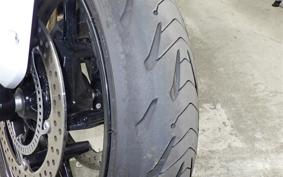 TRIUMPH TRIDENT 660 2024