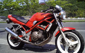 SUZUKI BANDIT 250 GJ74A
