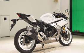 HONDA CBR250RR A 1995 MC51