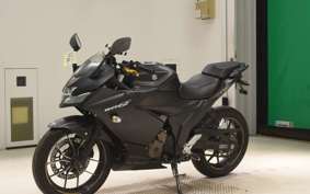 SUZUKI GIXXER 250 SF 2025