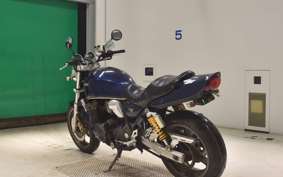 SUZUKI INAZUMA 400 (GSX400) 2000 GK7BA