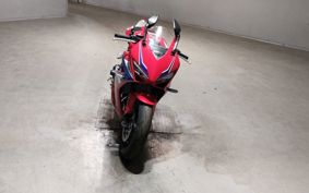 HONDA CBR650R E-Clutch 2026 RH17