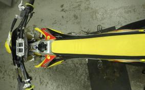 SUZUKI RM-Z250