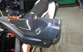 KTM 690 SMC R 2023