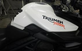 TRIUMPH TIGER 800 2013