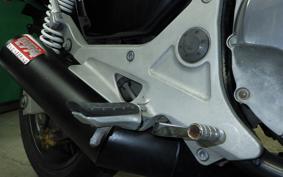 HONDA X4 LD 2002 SC38